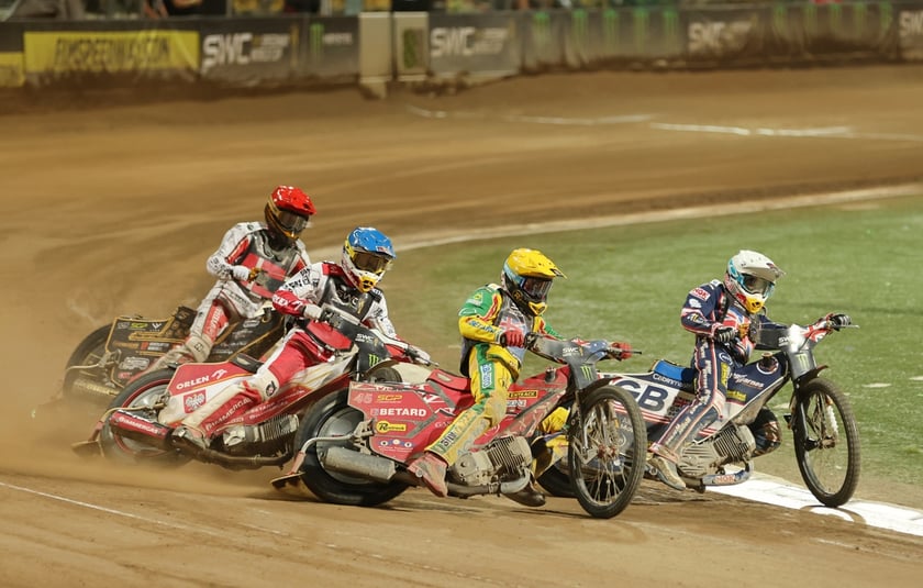 Wrocław, 29 lipca 2023, polscy żużlowcy z Drużynowym Pucharem Świata