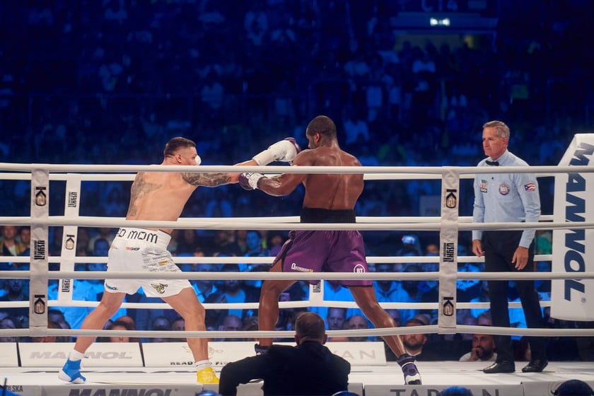 Usyk - Dubois. Zdjęcia z gali bokserskiej na Tarczyński Arenie we Wrocławiu