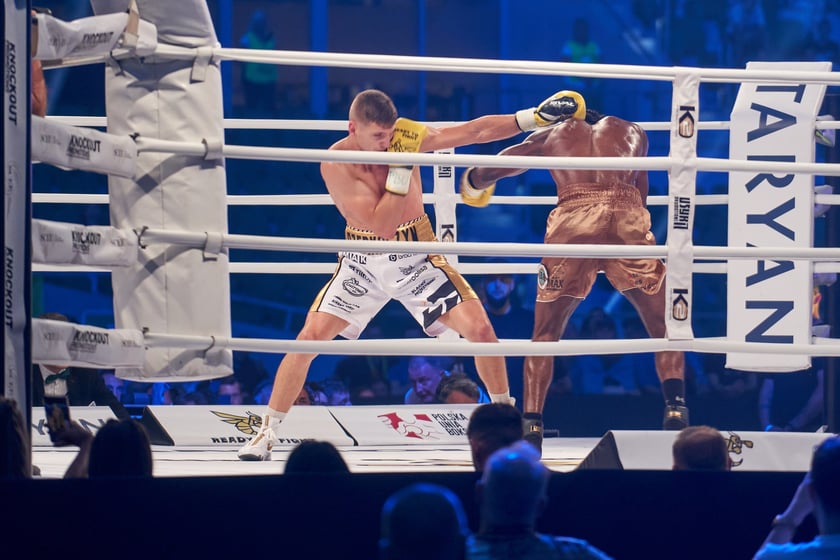 Usyk - Dubois. Zdjęcia z gali bokserskiej na Tarczyński Arenie we Wrocławiu