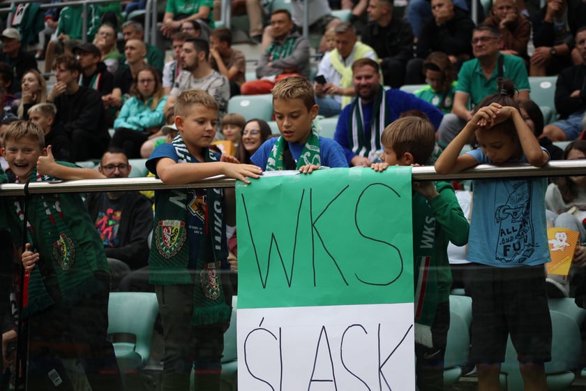 Śląsk Wrocław wygrał z Piastem Gliwice - zdjęcia kibiców