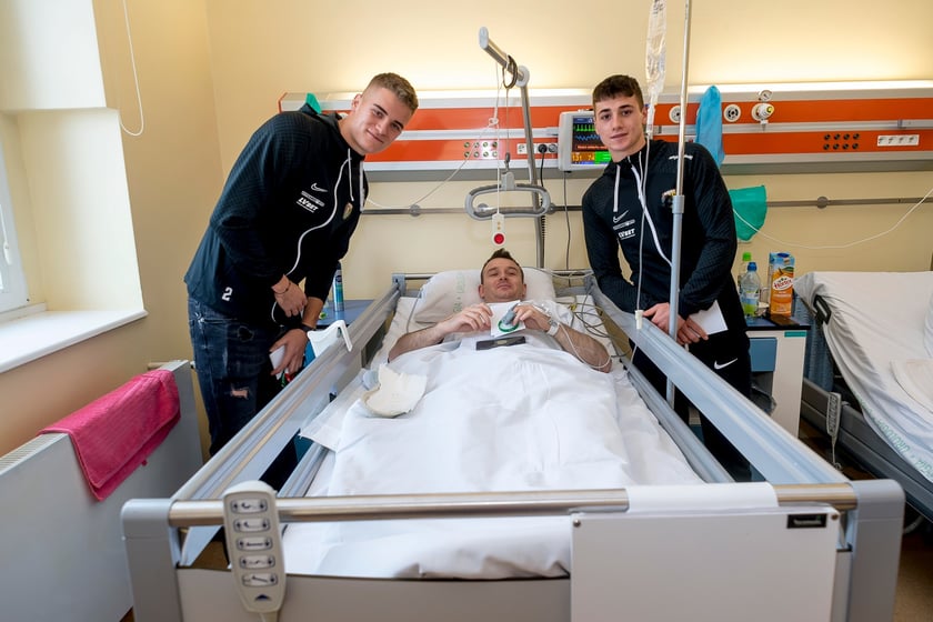 Aleksander Paluszek i Miłosz Kurowski z wizytą w Dolnośląskim Centrum Onkologii, Pulmonologii i Hematologii