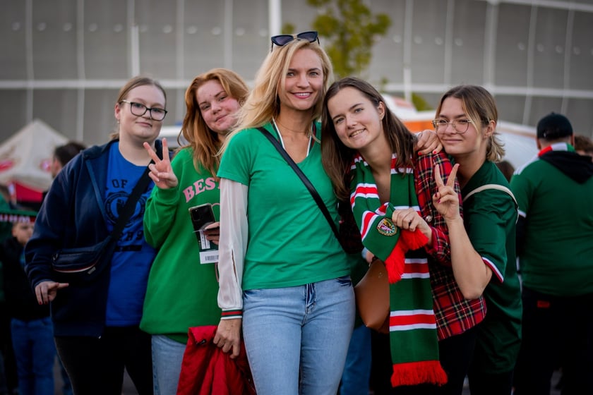 Kibice na meczach Śląska Wrocław na Tarczyński Arenie podczas rundy jesiennej sezonu 2023/2024