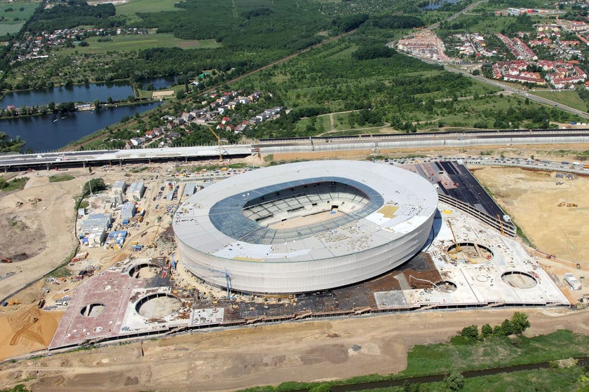 Budowa Tarczyński Areny we Wrocławiu w latach 2009-2011