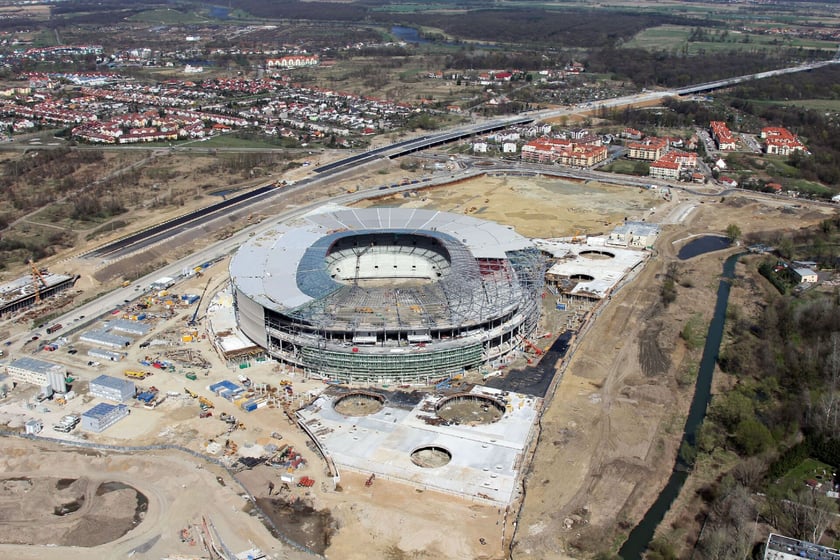Budowa Tarczyński Areny we Wrocławiu w latach 2009-2011