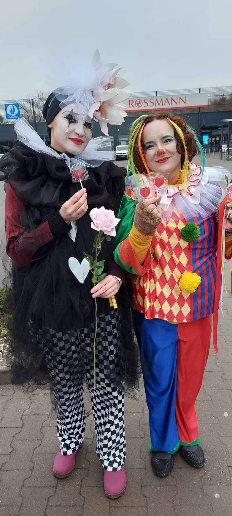 XXI Międzynarodowy Zlot Morsów w Mielnie odbył się w miniony weekend. Na zdjęciu morsy z Wrocławia