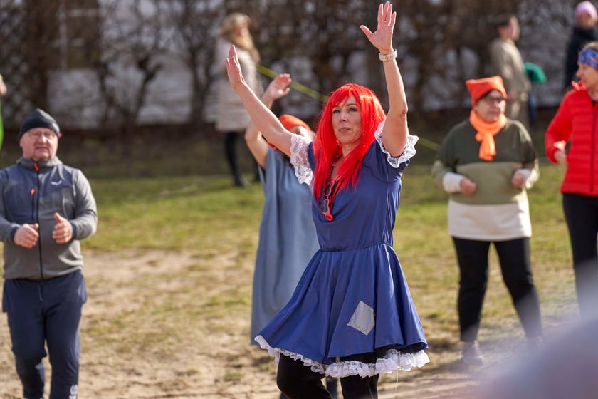 Walentynkowa kąpiel wrocławskich morsów