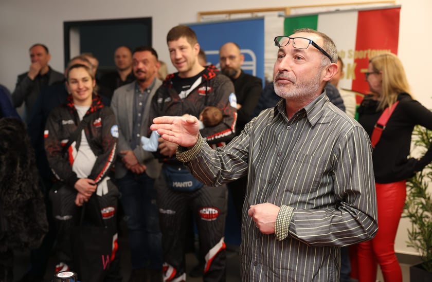 Uroczystość nadania imienia Tomasza Skrzypka hali sportów walki przy ul. Racławickiej