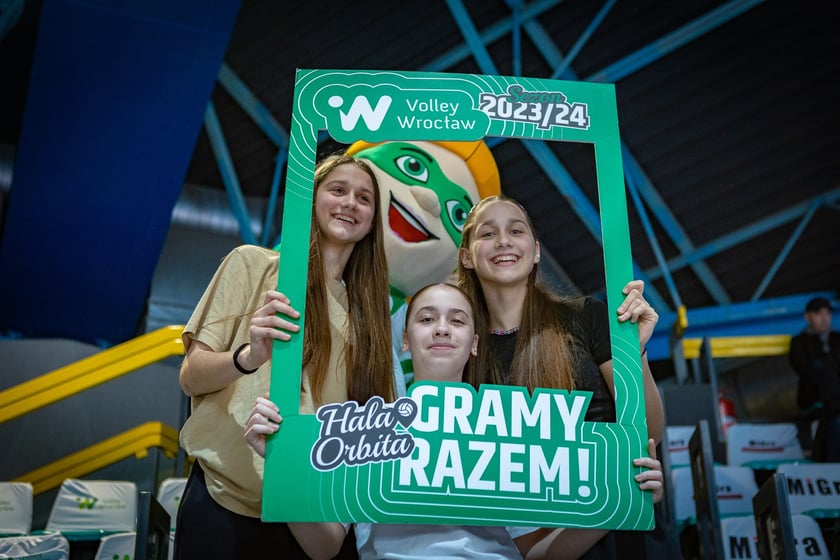 Zdjęcia kibiców z meczu #VolleyWrocław - Budowlani Łódź