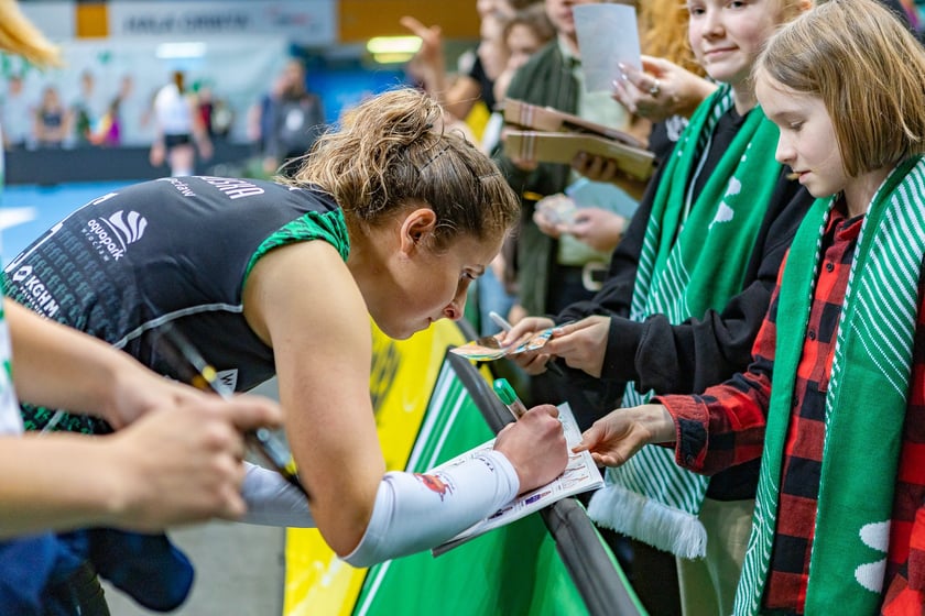Zdjęcia kibiców z meczu #VolleyWrocław - Budowlani Łódź