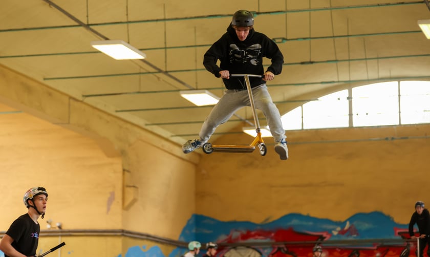 MC Scoot Dżem 2 to już druga edycja zawodów w wyczynowej jeździe na hulajnodze