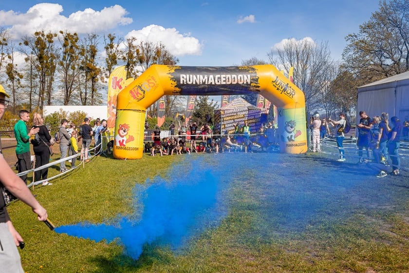 Na zdjęciu Runmageddon Wrocław Partynice 2024 &ndash; uczestnicy