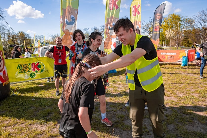 Na zdjęciu Runmageddon Wrocław Partynice 2024 &ndash; uczestnicy