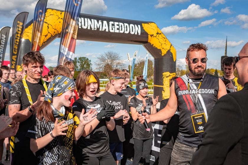 Na zdjęciu Runmageddon Wrocław Partynice 2024 &ndash; uczestnicy