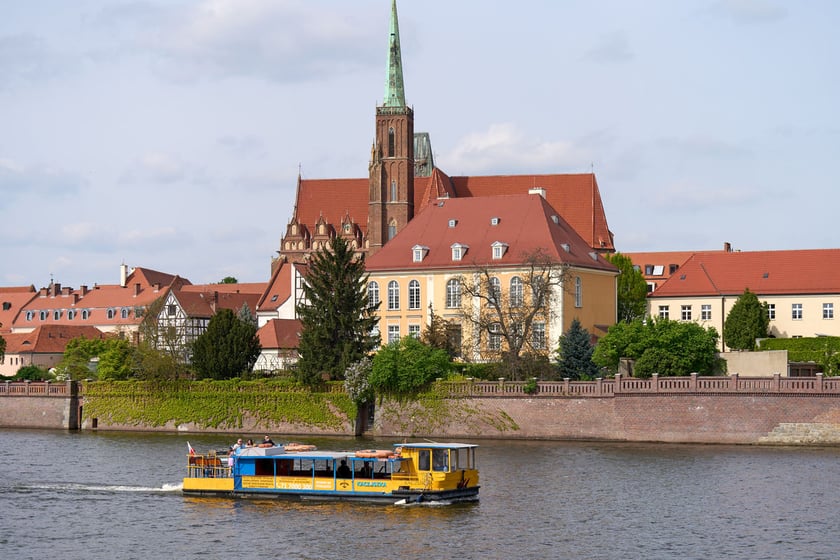 Sezon żeglugowy na Odrze we Wrocławiu
