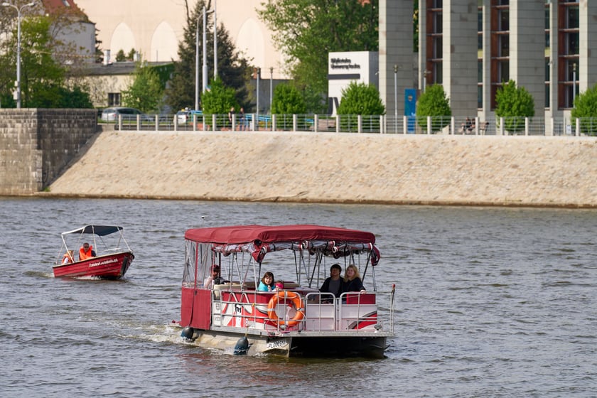 Sezon żeglugowy na Odrze we Wrocławiu