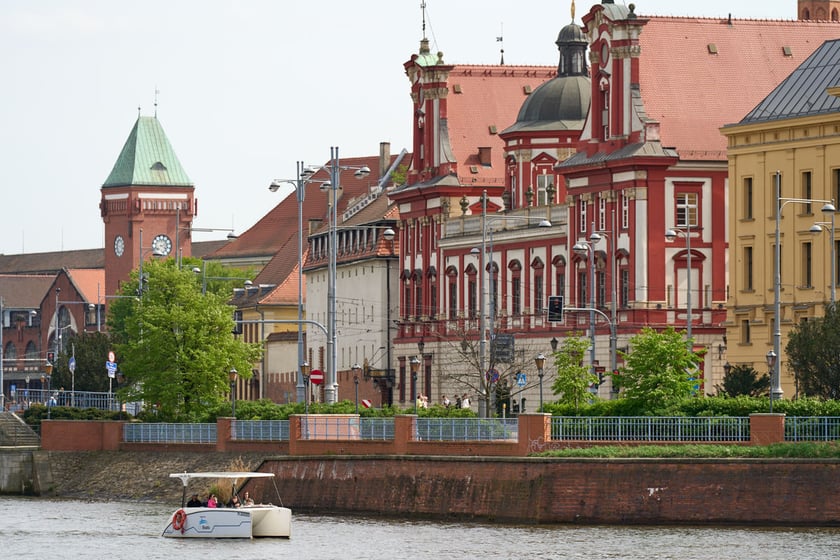Sezon żeglugowy na Odrze we Wrocławiu