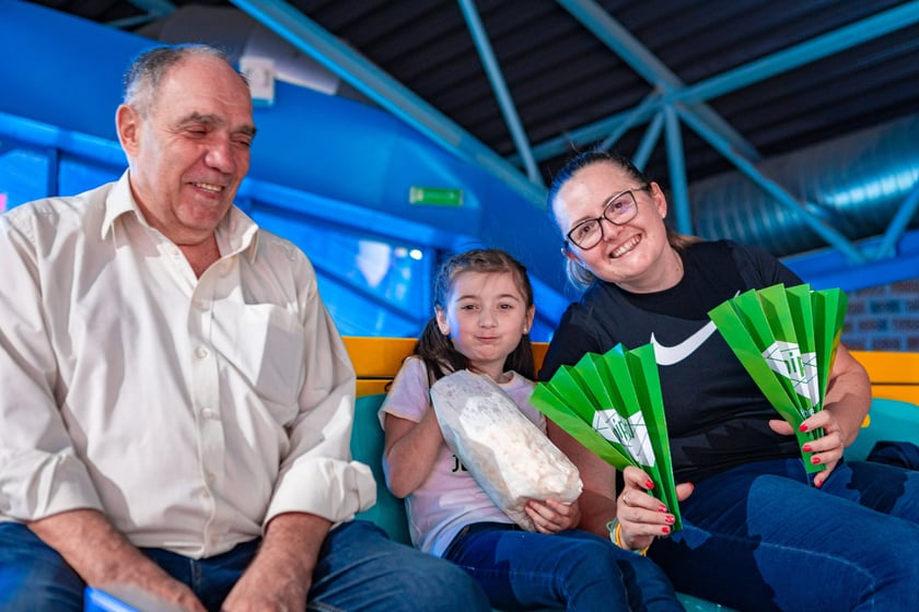 Kibice na meczu Śląska Wrocław z drużyną Arriva Polski Cukier Toruń w Orbicie