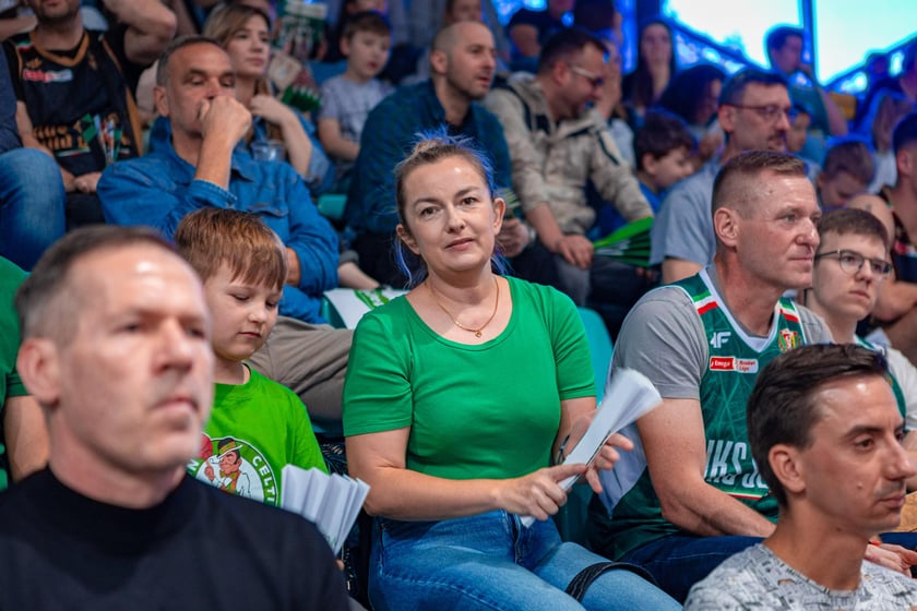 Kibice na meczu Śląska Wrocław z drużyną Arriva Polski Cukier Toruń w Orbicie