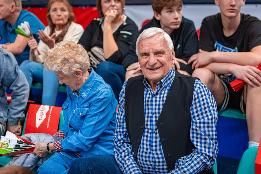 Kibice na meczu Śląska Wrocław z drużyną Arriva Polski Cukier Toruń w Orbicie