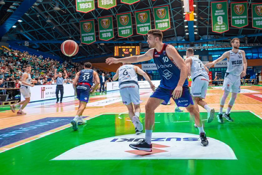 Kibice na meczu Śląska Wrocław z drużyną Arriva Polski Cukier Toruń w Orbicie