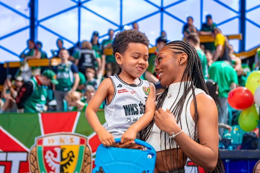 Kibice na meczu Śląska Wrocław z drużyną Arriva Polski Cukier Toruń w Orbicie