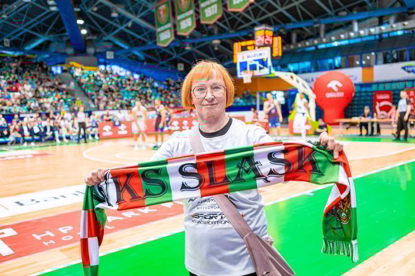 Kibice na meczu Śląska Wrocław z drużyną Arriva Polski Cukier Toruń w Orbicie