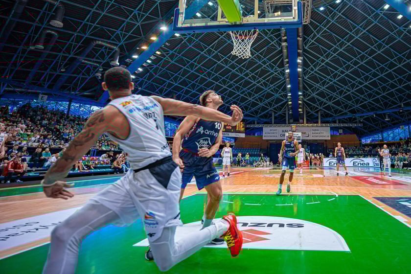 Kibice na meczu Śląska Wrocław z drużyną Arriva Polski Cukier Toruń w Orbicie