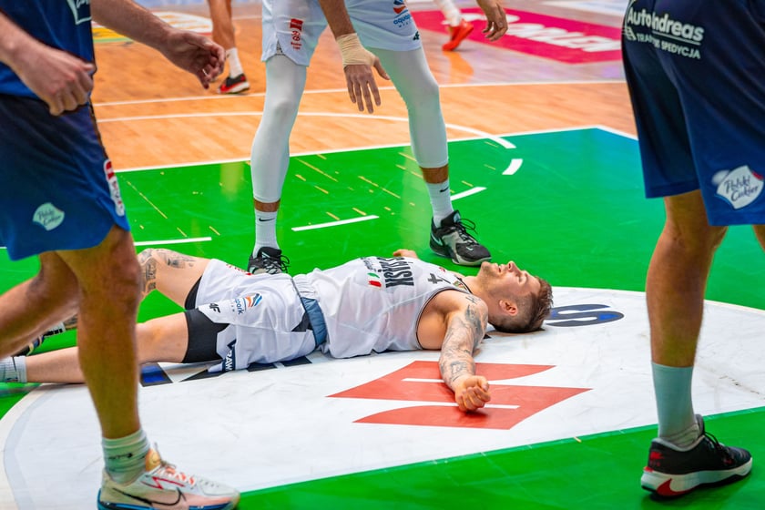 Kibice na meczu Śląska Wrocław z drużyną Arriva Polski Cukier Toruń w Orbicie