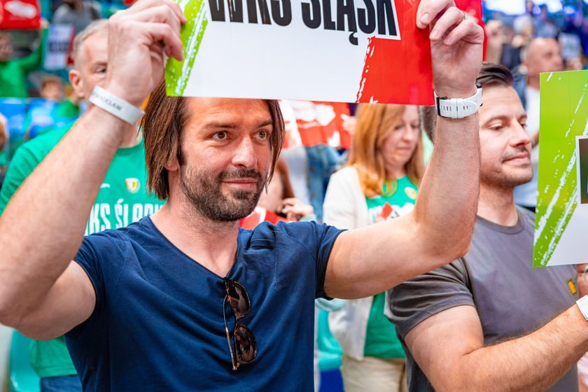 Kibice na meczu Śląska Wrocław z drużyną Arriva Polski Cukier Toruń w Orbicie