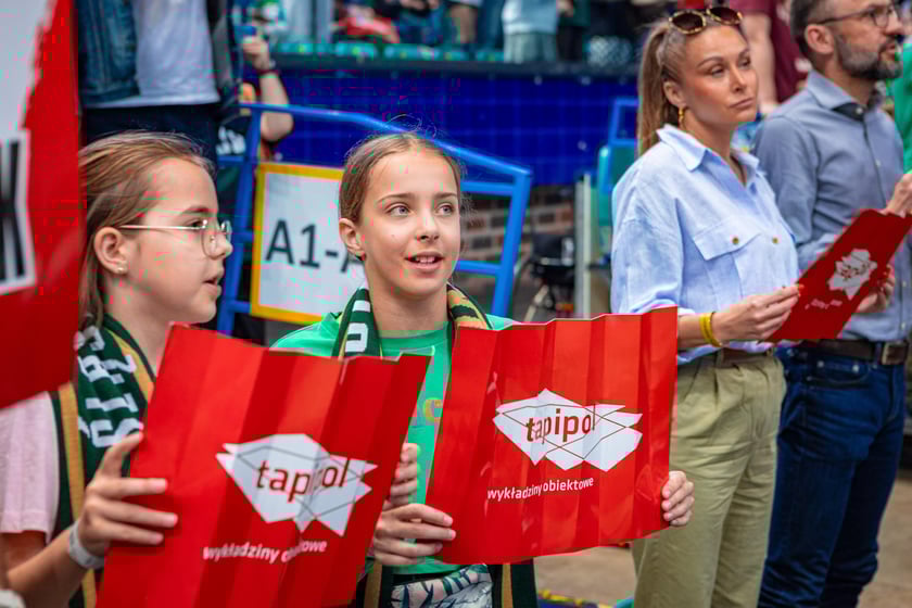 Kibice na meczu Śląska Wrocław z drużyną Arriva Polski Cukier Toruń w Orbicie