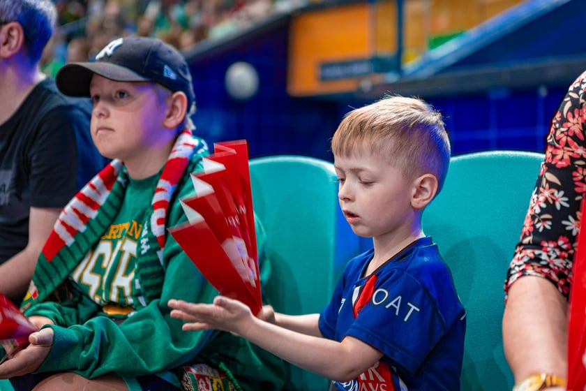 Kibice na meczu Śląska Wrocław z drużyną Arriva Polski Cukier Toruń w Orbicie