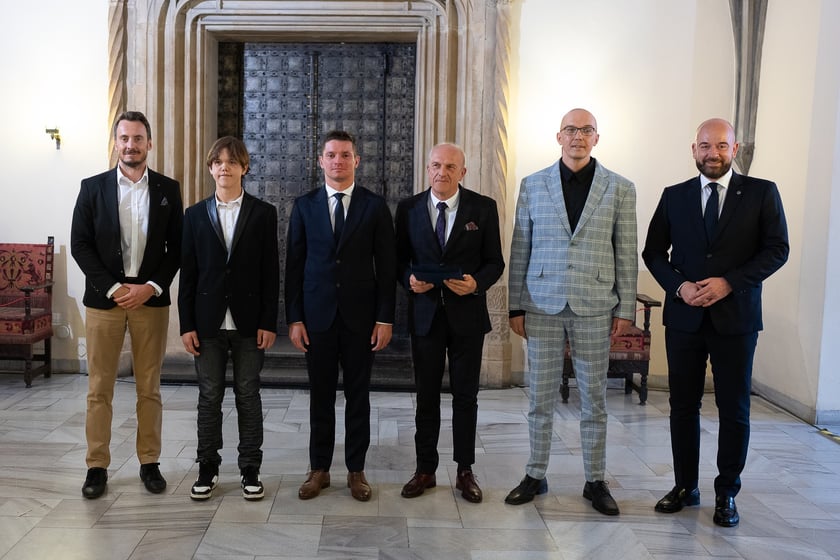 wręczenie nagród sportowcom i trenerom w Starym Ratuszu