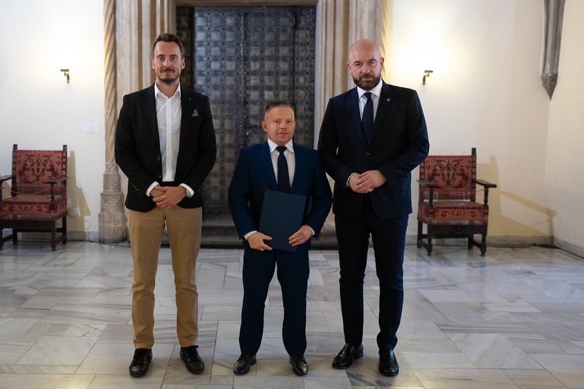 wręczenie nagród sportowcom i trenerom w Starym Ratuszu