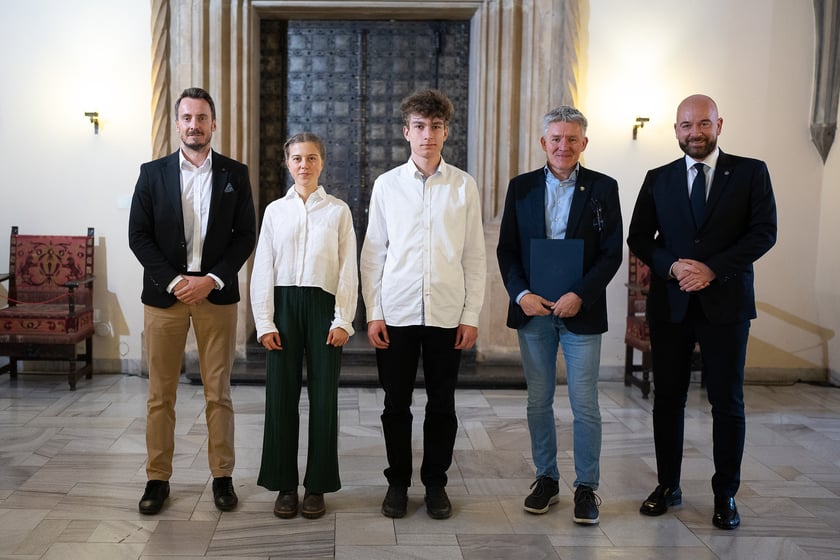 wręczenie nagród sportowcom i trenerom w Starym Ratuszu