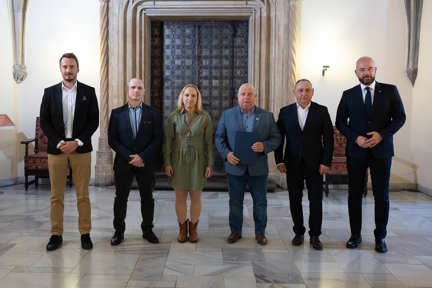 wręczenie nagród sportowcom i trenerom w Starym Ratuszu