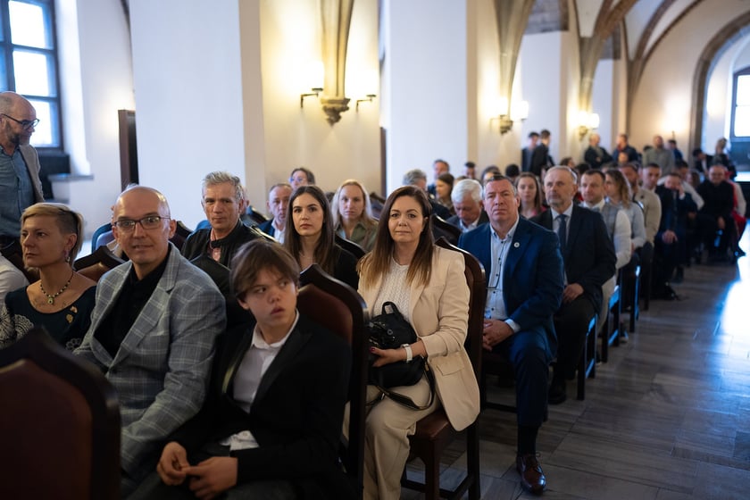 wręczenie nagród sportowcom i trenerom w Starym Ratuszu