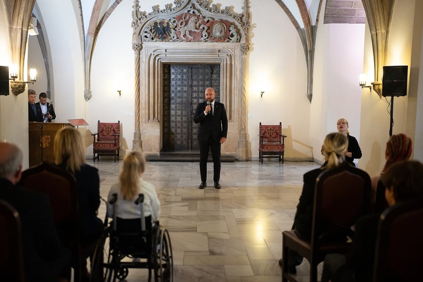 wręczenie nagród sportowcom i trenerom w Starym Ratuszu
