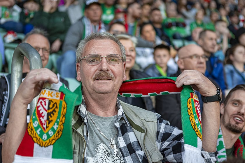 Kibice na meczu Śląska Wrocław z Cracovią na Tarczyński Arenie