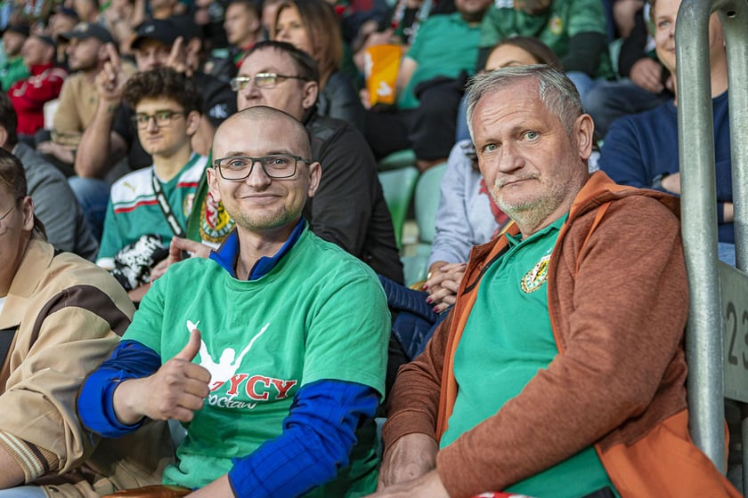 Kibice na meczu Śląska Wrocław z Cracovią na Tarczyński Arenie