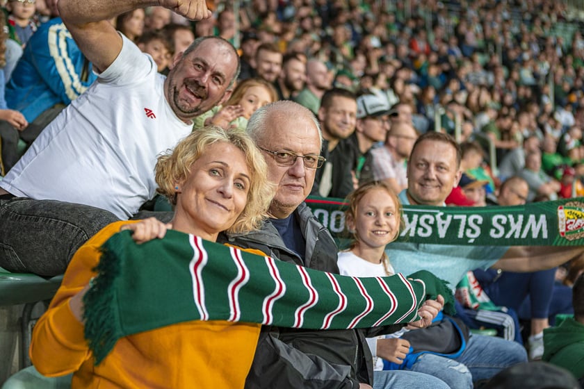 Kibice na meczu Śląska Wrocław z Cracovią na Tarczyński Arenie