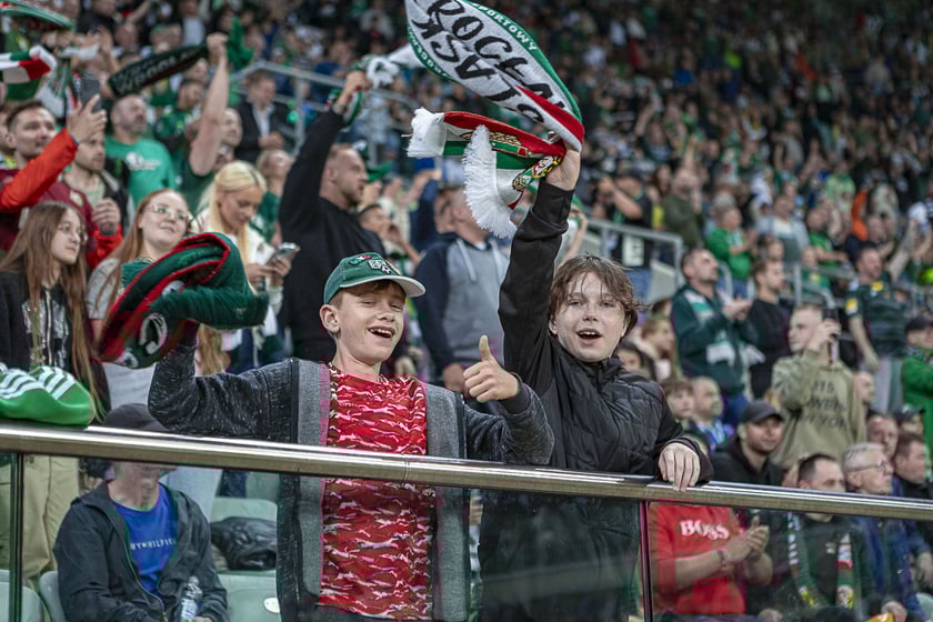 Kibice na meczu Śląska Wrocław z Cracovią na Tarczyński Arenie