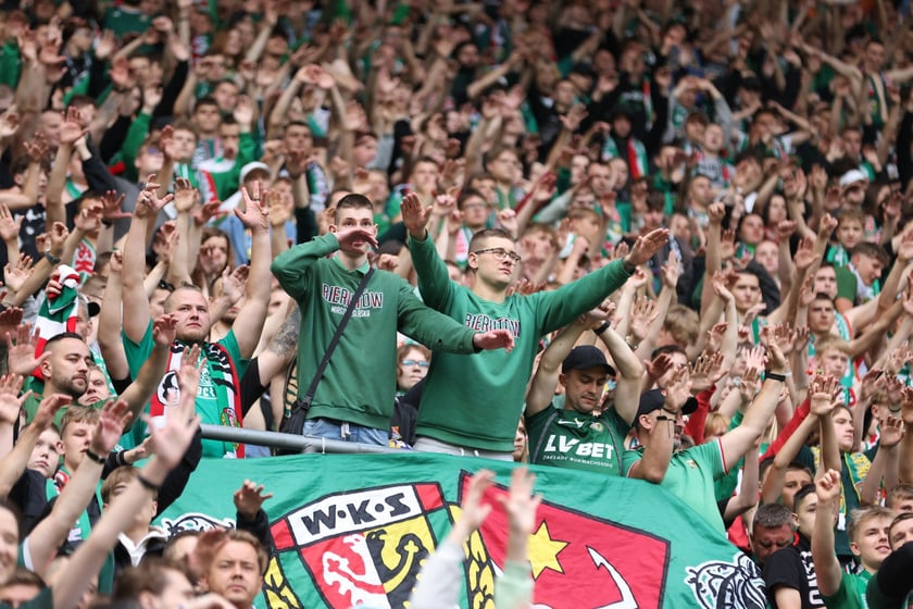 Śląsk Wrocław - Radomiak Radom. Zdjęcia kibiców oraz z meczu.