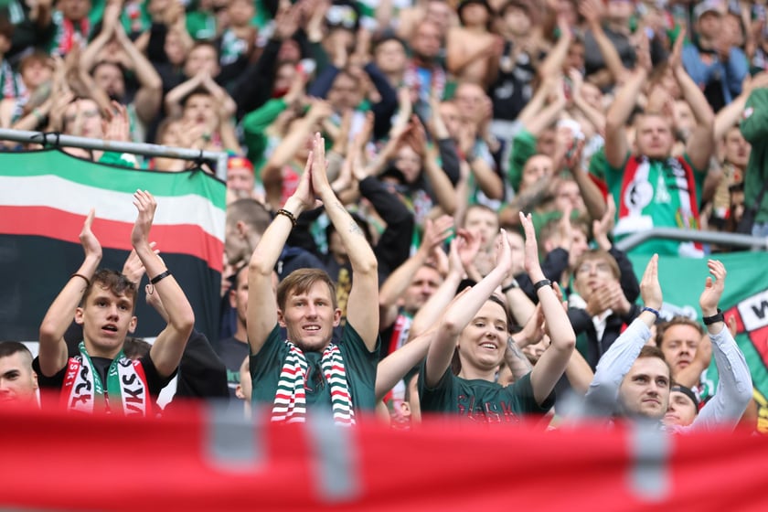 Śląsk Wrocław - Radomiak Radom. Zdjęcia kibiców oraz z meczu.