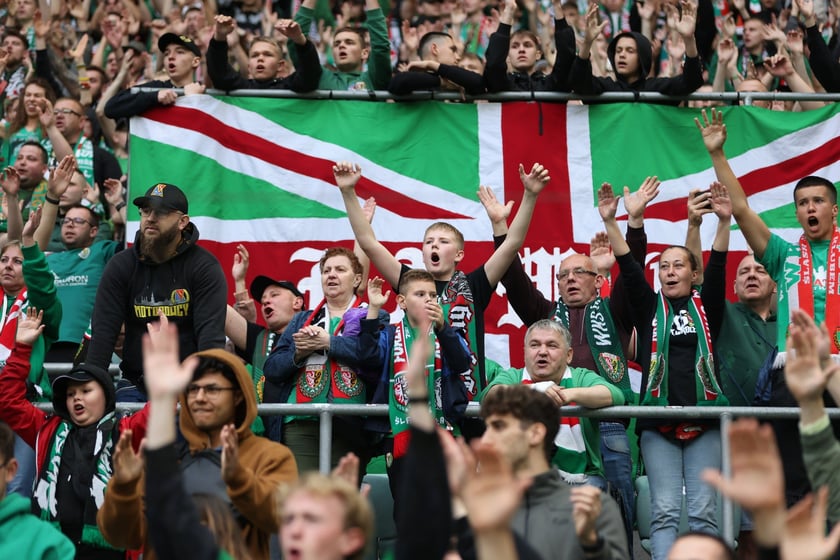 Śląsk Wrocław - Radomiak Radom. Zdjęcia kibiców oraz z meczu.