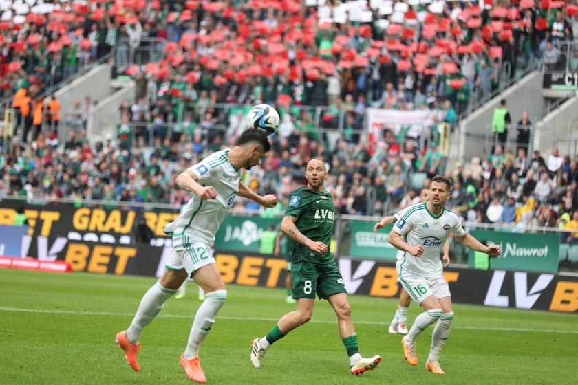 Śląsk Wrocław - Radomiak Radom. Zdjęcia kibiców oraz z meczu.