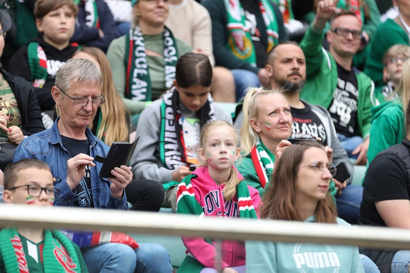 Śląsk Wrocław - Radomiak Radom. Zdjęcia kibiców oraz z meczu.