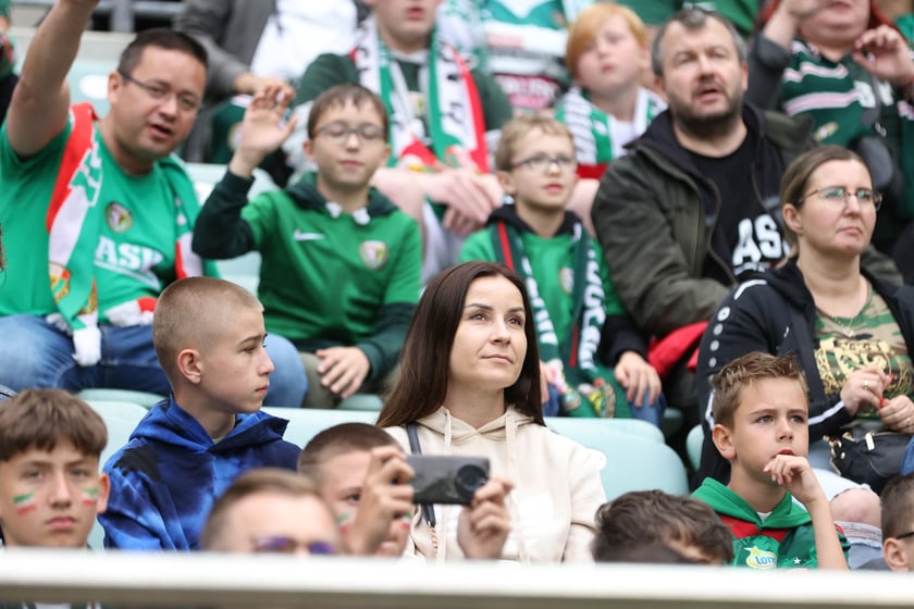 Śląsk Wrocław - Radomiak Radom. Zdjęcia kibiców oraz z meczu.