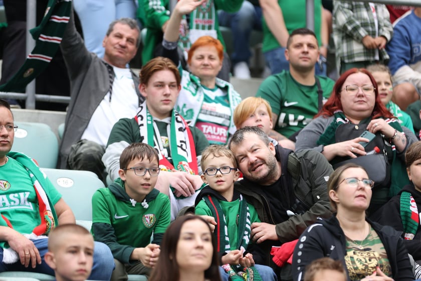 Śląsk Wrocław - Radomiak Radom. Zdjęcia kibiców oraz z meczu.