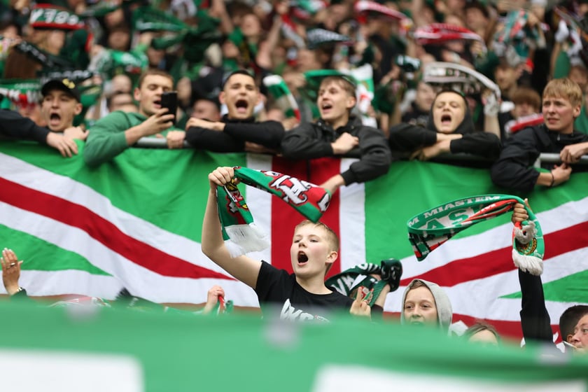 Śląsk Wrocław - Radomiak Radom. Zdjęcia kibiców oraz z meczu.
