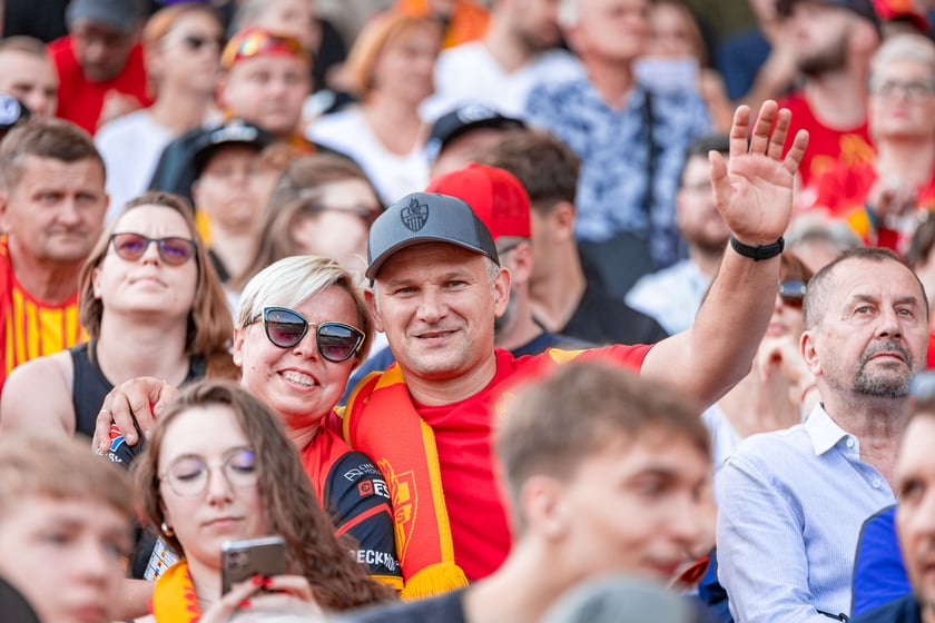 Kibice na meczu Sparta Wrocław - Stal Gorzów Wielkopolski 26 maja na Olimpijskim